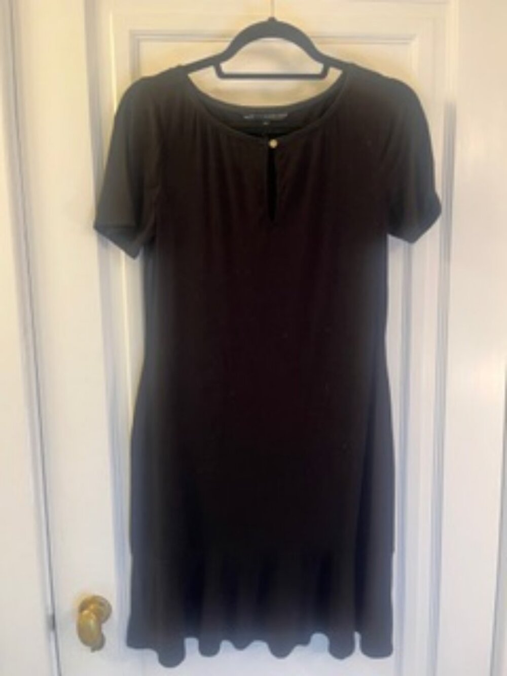 WHBM Black Short Sleeve Keyhole Ruffle Hem Dress Size XS